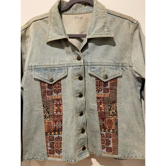 Wrecker Jeans Boho Tapestry Womens Jean Jacket Distressed Light Wash Size M/L - Picture 3 of 8